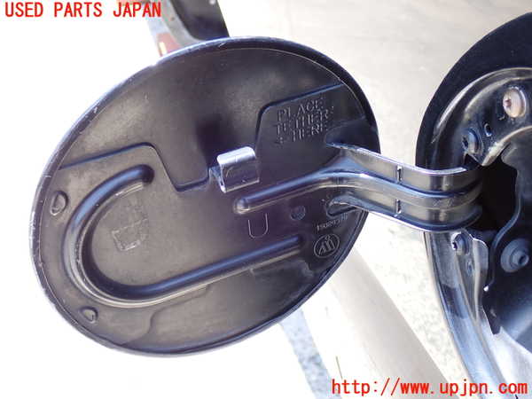 2UPJ-40101690]シボレー・サバーバン(不明)フューエルリッド 中古_m0002.jpg