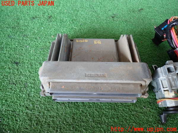 2UPJ-40106110]シボレー・サバーバン(不明)エンジンコンピューター 中古_m0002.jpg