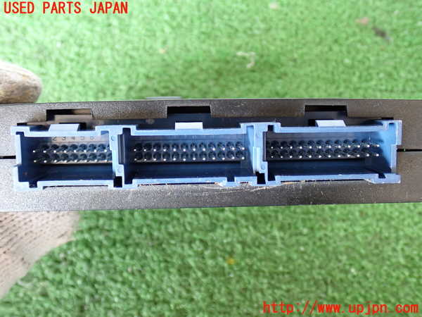 2UPJ-40106147]シボレー・サバーバン(不明)コンピューター2 中古_m0002.jpg