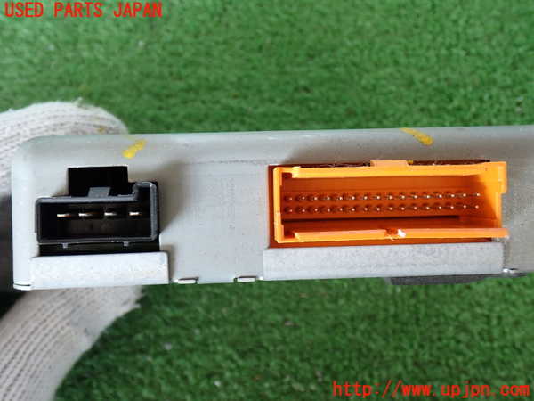 2UPJ-40106148]シボレー・サバーバン(不明)コンピューター3 中古_m0002.jpg