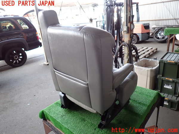 2UPJ-40107035]シボレー・サバーバン(不明)運転席シート 中古_m0004.jpg