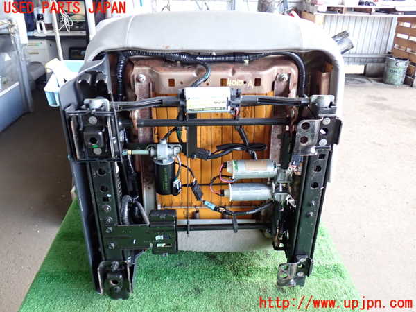 2UPJ-40107065]シボレー・サバーバン(不明)助手席シート 中古_m0005.jpg