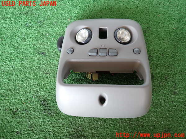 2UPJ-40106411]シボレー・サバーバン(不明)ルームランプ1 (1列目真中) 中古_m0001.jpg