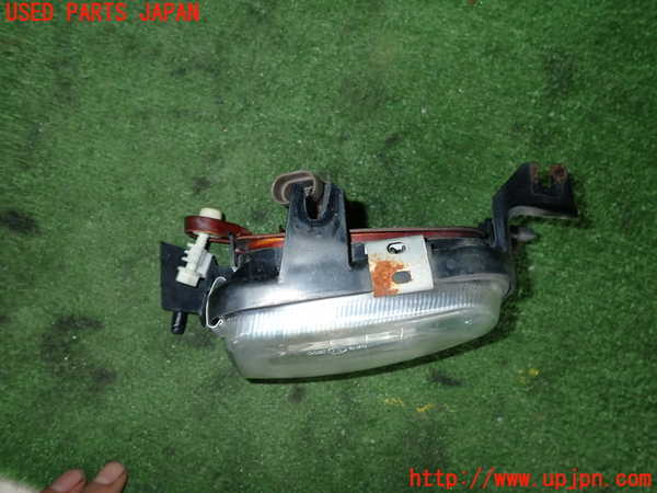 2UPJ-40131180]ベンツ C180 コンプレッサー(203046)(W203系)右フォグ 中古_m0004.jpg