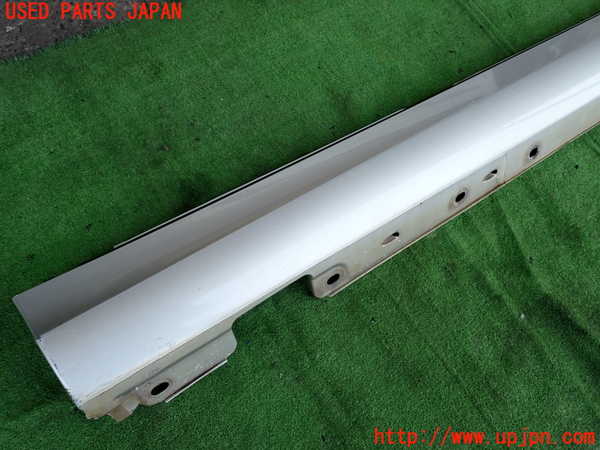 2UPJ-40131390]ベンツ C180 コンプレッサー(203046)(W203系)右サイドステップ 中古_m0004.jpg