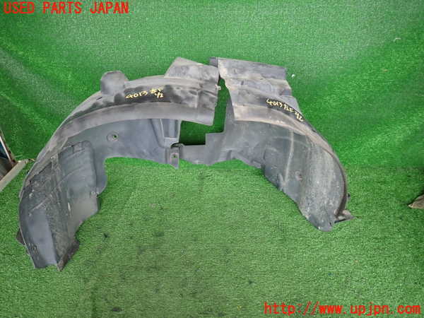 2UPJ-40131092]ベンツ C180 コンプレッサー(203046)(W203系)左前フェンダーライナー 中古_m0001.jpg