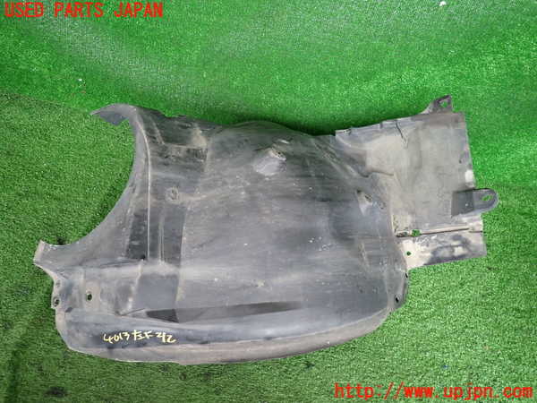 2UPJ-40131092]ベンツ C180 コンプレッサー(203046)(W203系)左前フェンダーライナー 中古_m0002.jpg