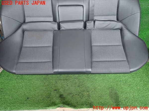 2UPJ-40137385]ベンツ C180 コンプレッサー(203046)(W203系)リアシート 中古_m0002.jpg