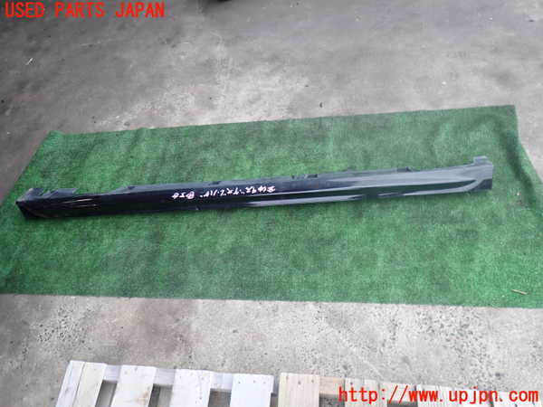 2UPJ-40141392]オデッセイ(RB1)左サイドステップ 中古_m0001.jpg