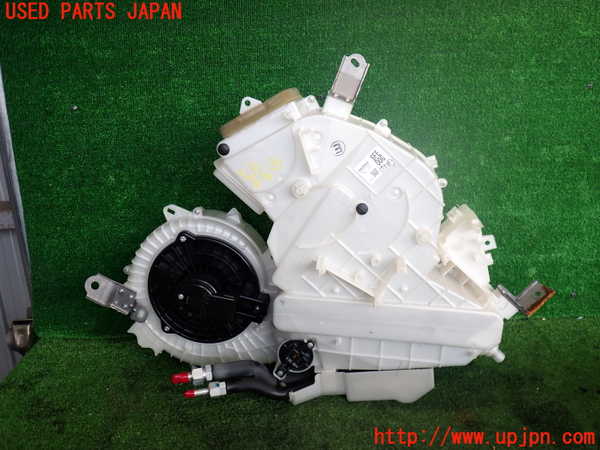 2UPJ-40146082]オデッセイ(RB1)エバポレーター2(リヤ) 中古_m0001.jpg