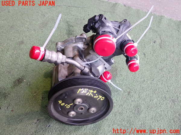 2UPJ-40164250]BMW 318ti(AU20)パワステポンプ 中古 (E46)_m0001.jpg