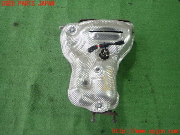 1UPJ-40192661]レクサス・ES300h(AXZH10)触媒1 中古_m0001.jpg