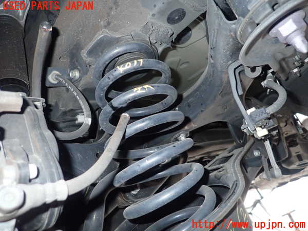 1UPJ-40195105]レクサス・ES300h(AXZH10)左リアスプリング 中古_m0001.jpg