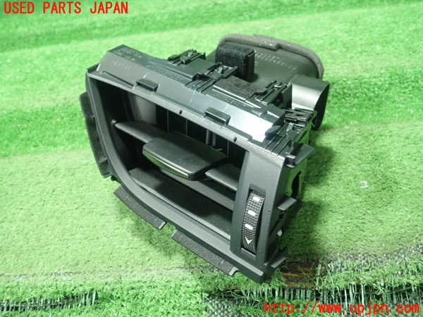5UPJ-40197526]レクサス・ES300h(AXZH10)エアコン吹き出し口1 (右) 中古_m0002.jpg