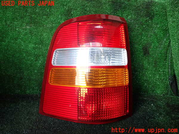 1UPJ-40231536]エクスプローラー(1FMEU74P)左テールランプ 【左ハンドル】 中古_m0001.jpg