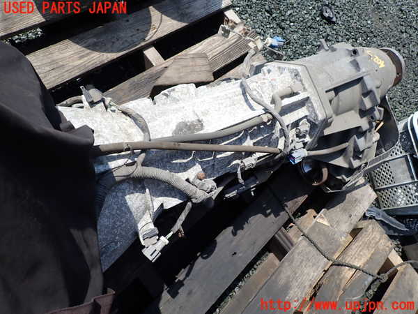 1UPJ-40233010]エクスプローラー(1FMEU74P)ミッション AT XS 4WD 【左ハンドル】 中古_m0001.jpg