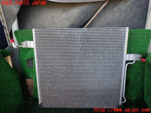 1UPJ-40236031]エクスプローラー(1FMEU74P)エアコンコンデンサー1 【左ハンドル】 中古_m0001.jpg