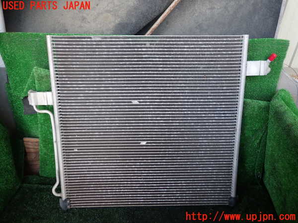 1UPJ-40236031]エクスプローラー(1FMEU74P)エアコンコンデンサー1 【左ハンドル】 中古_m0002.jpg