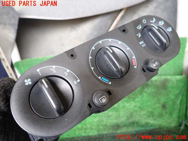 1UPJ-40236066]エクスプローラー(1FMEU74P)エアコンスイッチ1 【左ハンドル】 中古_m0002.jpg