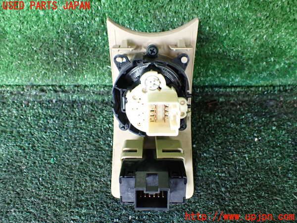 1UPJ-40236285]エクスプローラー(1FMEU74P)ライトスイッチ 【左ハンドル】 中古_m0002.jpg