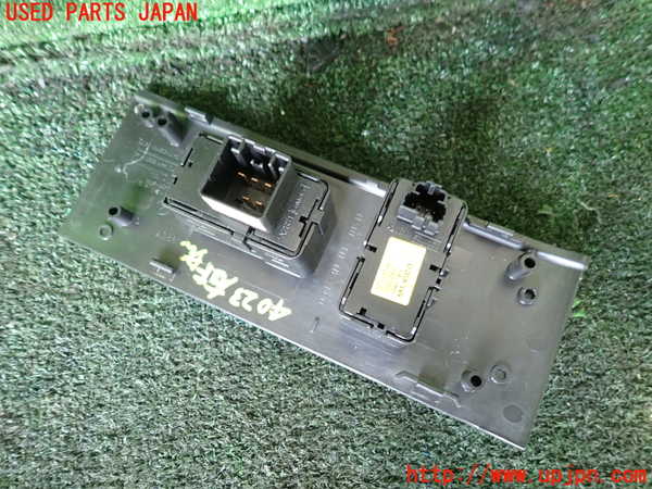 1UPJ-40236240]エクスプローラー(1FMEU74P)右前パワーウィンドウスイッチ 【左ハンドル】 中古_m0002.jpg