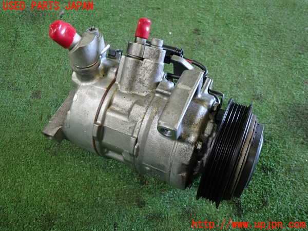 1UPJ-40256025]ベンツ A200 d(177012 W177)エアコンコンプレッサー 中古_m0003.jpg