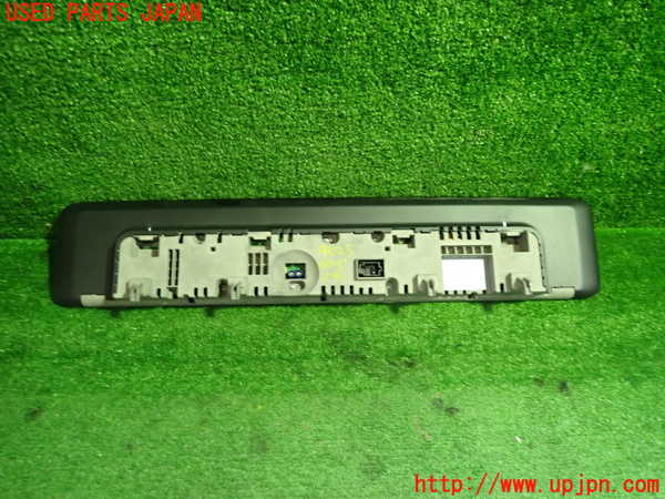 1UPJ-40256170]ベンツ A200 d(177012 W177)スピードメーター 中古_m0002.jpg