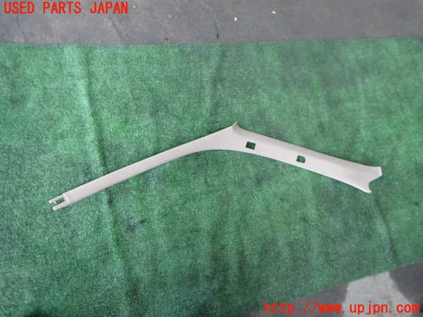 2UPJ-40267660]ハイラックスサーフ(RZN185W)左フロントピラートリム 中古_m0001.jpg