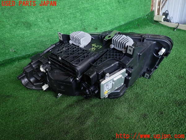2UPJ-40271130]BMW 523i ツーリング F11(XL20)右ヘッドライト HID 中古_m0002.jpg