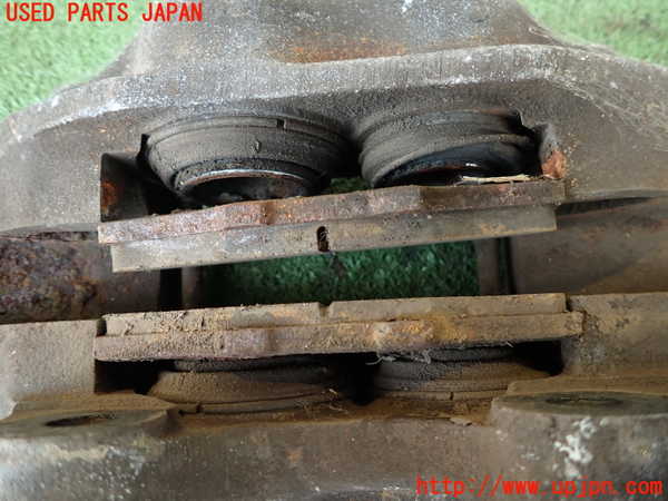 2UPJ-40294085]ランクル60系(FJ62V(改))左フロントキャリパー 中古_m0004.jpg