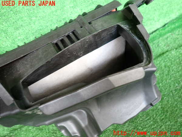 2UPJ-40302560]BMW ミニ(MINI)クーパーSD クラブマン(LR20)(F54)エアクリーナーボックス 中古_m0003.jpg