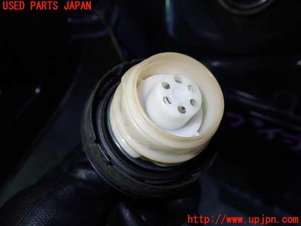 1UPJ-40311690]ステップワゴン スパーダ(RK5)フューエルリッド 中古_m0003.jpg