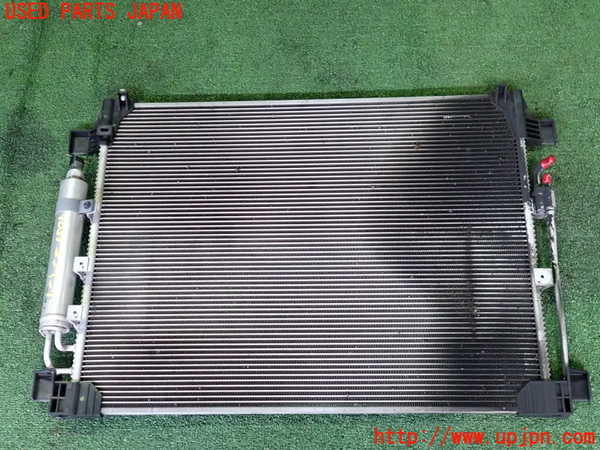 2UPJ-40356031]フーガハイブリッド(HY51)エアコンコンデンサー1 中古_m0001.jpg