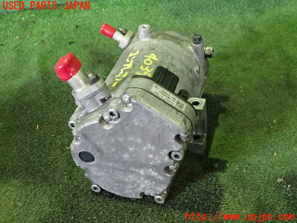 2UPJ-40356025]フーガハイブリッド(HY51)エアコンコンプレッサー 中古_m0003.jpg