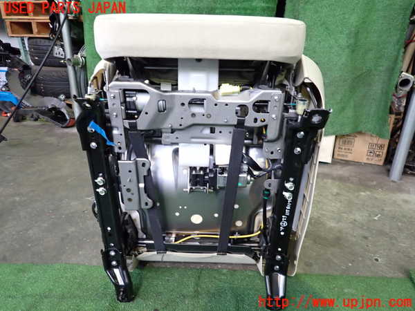 2UPJ-40357065]フーガハイブリッド(HY51)助手席シート 中古_m0004.jpg