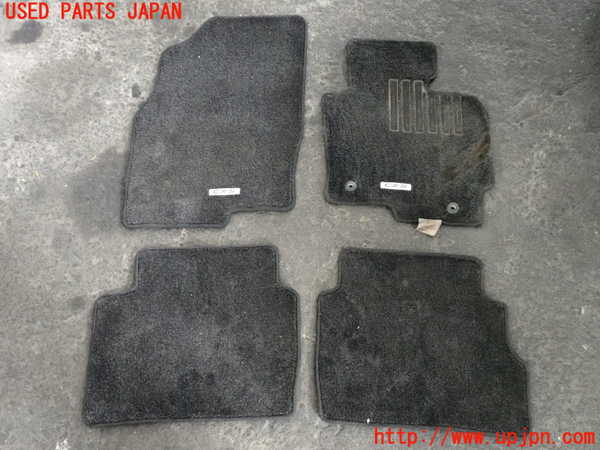 2UPJ-40377800]CX-5(KE2AW)フロアマット 中古_m0001.jpg