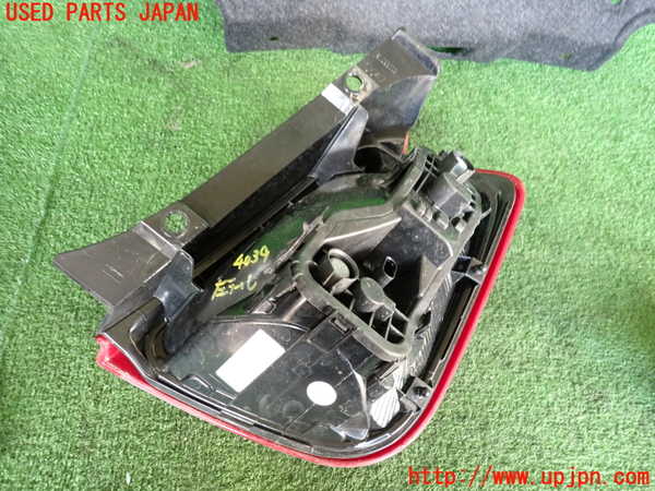 2UPJ-40391536]アバルト・595(31214T)左テールランプ 中古_m0002.jpg