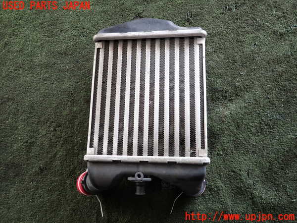 2UPJ-40392451]アバルト・595(31214T)インタークーラー1 中古_m0001.jpg