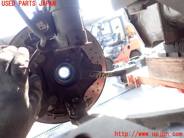 2UPJ-40394290]アバルト・595(31214T)右フロントナックルハブ 中古_m0001.jpg