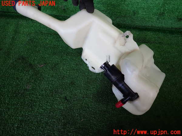 2UPJ-40396792]アバルト・595(31214T)ウォッシャータンク2 中古_m0004.jpg