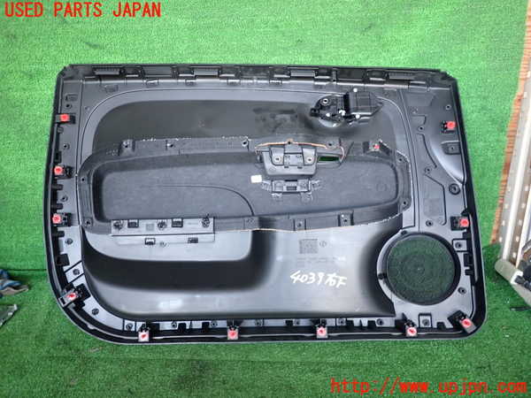2UPJ-40391234]アバルト・595(31214T)右ドア内張り 中古_m0003.jpg