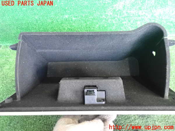 2UPJ-40407516]リンカーン・ナビゲーター(不明)グローブボックス1 中古_m0002.jpg