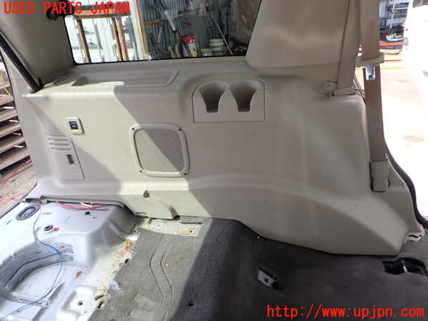 2UPJ-40407680]リンカーン・ナビゲーター(不明)左リアピラートリム (ジャンク品) 中古_m0004.jpg