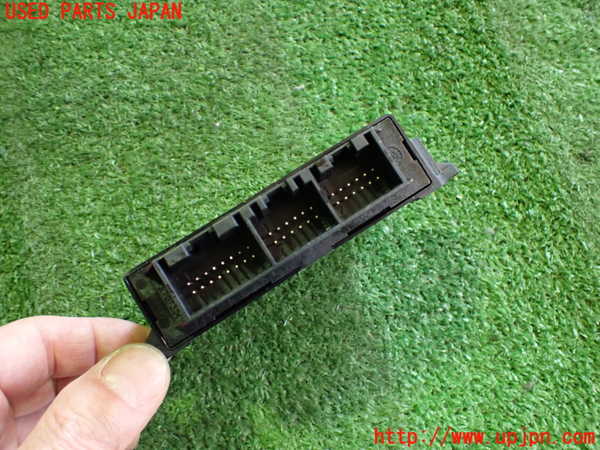 2UPJ-40416146]アバルト・595(312142)コンピューター1 中古 81921793_m0002.jpg
