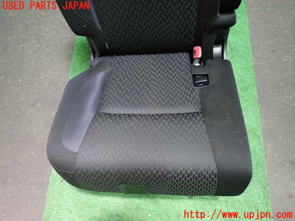 1UPJ-40437405]ソリオ バンディット(MA36S)右リアシート 中古_m0004.jpg