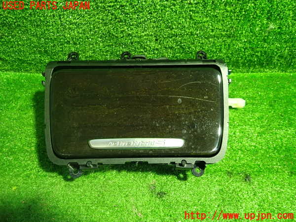 1UPJ-40487810]BMW アクティブハイブリッド5(AH5)(FZ35)(F10)ドリンクホルダー 中古_m0001.jpg