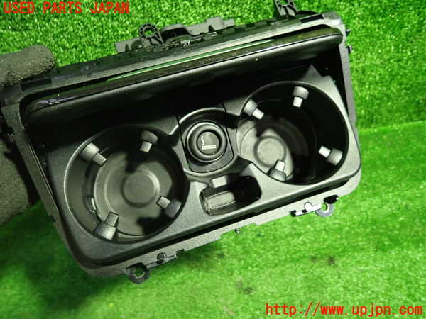 1UPJ-40487810]BMW アクティブハイブリッド5(AH5)(FZ35)(F10)ドリンクホルダー 中古_m0002.jpg