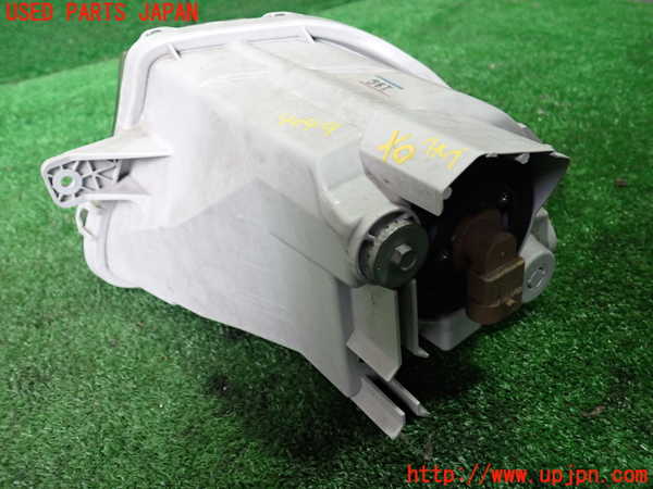 1UPJ-40491180]レクサス・LS600h(UVF45)右フォグ 中古_m0002.jpg