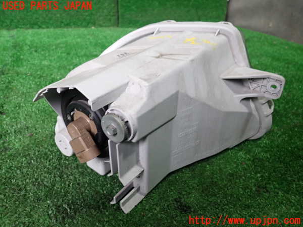 1UPJ-40491182]レクサス・LS600h(UVF45)左フォグ 中古_m0002.jpg
