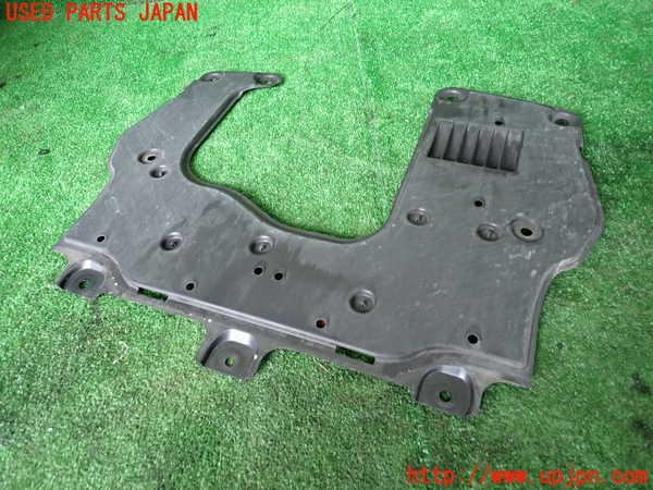 1UPJ-40491722]レクサス・LS600h(UVF45)アンダーカバー2 中古_m0001.jpg